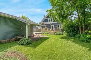 317 Sherry St, Neenah, WI 54956 - Photo 29