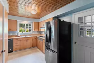 1049 Kalfahs St, Neenah, WI 54956 - Photo 17