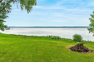 N7995 Lakeshore Dr, Fond du Lac, WI 54937 - Photo 3