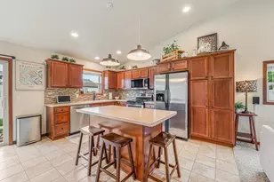 2315 Meadow Flower Ct, Neenah, WI 54956 - Photo 11