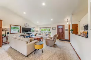2315 Meadow Flower Ct, Neenah, WI 54956 - Photo 7
