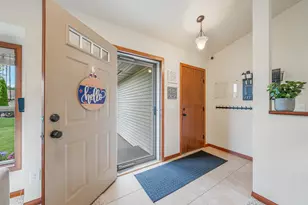 2315 Meadow Flower Ct, Neenah, WI 54956 - Photo 3