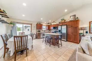 2315 Meadow Flower Ct, Neenah, WI 54956 - Photo 9