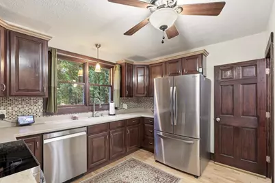 1115 Hewitt Street, Neenah, WI 54956 - Photo 9
