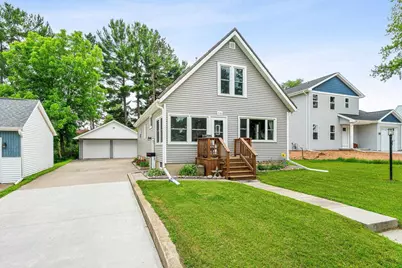 116 E Law Street, New London, WI 54961 - Photo 1