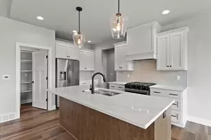 1430 Divinity Dr, De Pere, WI 54115 - Photo 15