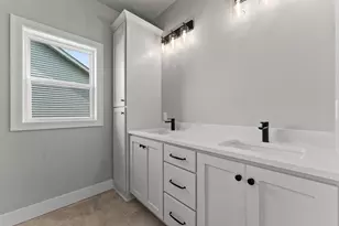 1430 Divinity Dr, De Pere, WI 54115 - Photo 25