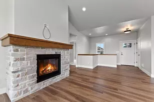 1430 Divinity Dr, De Pere, WI 54115 - Photo 5