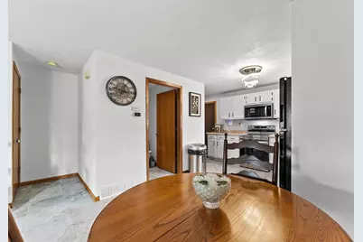 2529 Fond Du Lac Road, Oshkosh, WI 54902 - Photo 9