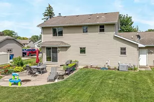 2767 Oakwood Cir, Oshkosh, WI 54904 - Photo 37