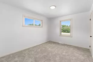 1734 Oakridge Pl, Neenah, WI 54956 - Photo 23