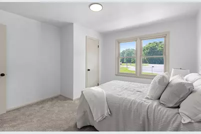 1734 Oakridge Place, Neenah, WI 54956 - Photo 19