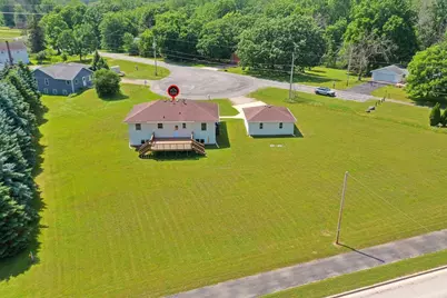 1734 Oakridge Place, Neenah, WI 54956 - Photo 37
