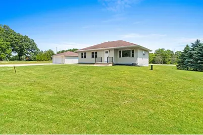 1734 Oakridge Place, Neenah, WI 54956 - Photo 43