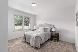 1734 Oakridge Pl, Neenah, WI 54956 - Photo 21