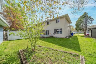 722 N Hawthorne Dr, Appleton, WI 54915 - Photo 17