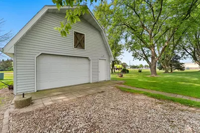 3024 Finger Road, Green Bay, WI 54311 - Photo 11