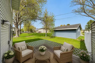 722 N Hawthorne Drive, Appleton, WI 54915 - Photo 13