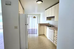 722 N Hawthorne Dr, Appleton, WI 54915 - Photo 7