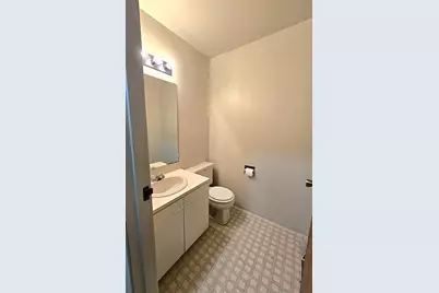 722 N Hawthorne Drive, Appleton, WI 54915 - Photo 11