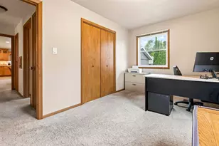 2001 N Douglas St, Appleton, WI 54914 - Photo 23