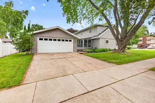 2001 N Douglas St, Appleton, WI 54914 - Photo 45