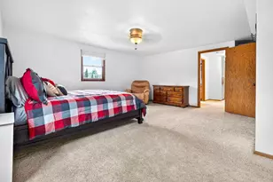2001 N Douglas St, Appleton, WI 54914 - Photo 29