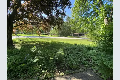 2627 Oakcrest Drive, Neenah, WI 54956 - Photo 23