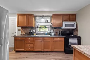 594 Linda Ct, Kaukauna, WI 54130 - Photo 5