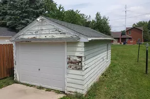 121 N Seymour St, Fond du Lac, WI 54935 - Photo 27