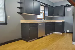 121 N Seymour St, Fond du Lac, WI 54935 - Photo 11