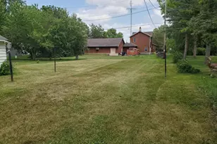 121 N Seymour St, Fond du Lac, WI 54935 - Photo 3