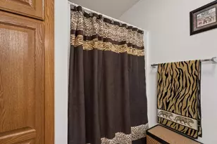 1123 Stillmeadow Ln, Menasha, WI 54952 - Photo 15