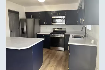 1135 Greenfield Trail, Oshkosh, WI 54904 - Photo 3