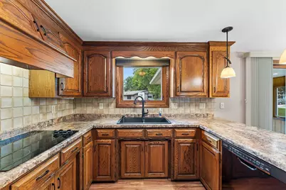 2536 Delwood Drive, Green Bay, WI 54302 - Photo 13