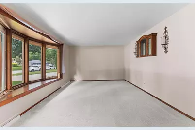 2536 Delwood Drive, Green Bay, WI 54302 - Photo 5