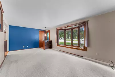 2536 Delwood Drive, Green Bay, WI 54302 - Photo 3