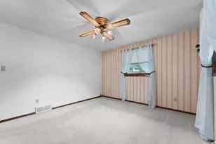 2536 Delwood Dr, Green Bay, WI 54302 - Photo 29