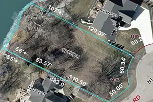 1196 Pages Point Dr, Menasha, WI 54952 - Photo 1