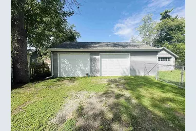 312 E Franklin Avenue, Neenah, WI 54956 - Photo 5