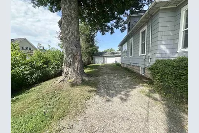 312 E Franklin Avenue, Neenah, WI 54956 - Photo 3