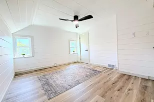 417 W 17th Ave, Oshkosh, WI 54902 - Photo 15
