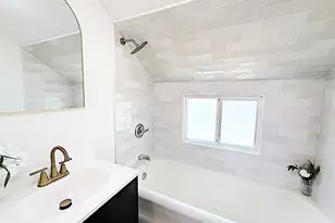 417 W 17th Ave, Oshkosh, WI 54902 - Photo 11