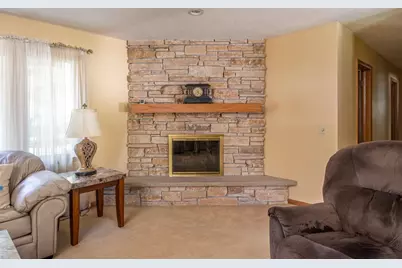 6021 N Rosewood Drive, Appleton, WI 54913 - Photo 7