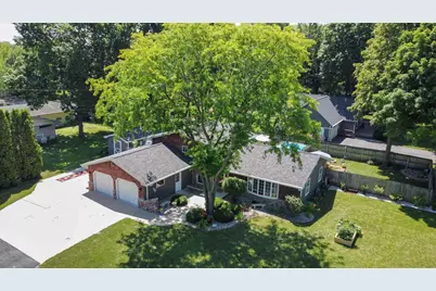 1919 Brookfield Drive, Neenah, WI 54956 - Photo 75