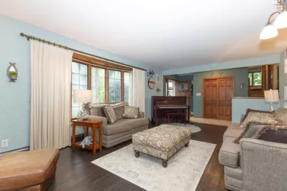 1919 Brookfield Drive, Neenah, WI 54956 - Photo 3