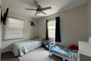 7737 10th Ave, Kenosha, WI 53143 - Photo 5