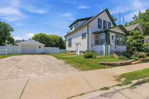 180 N Park Ave, Fond du Lac, WI 54935 - Photo 29