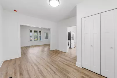 180 N Park Avenue, Fond du Lac, WI 54935 - Photo 5