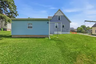 213 N Elm St, Campbellsport, WI 53010 - Photo 27